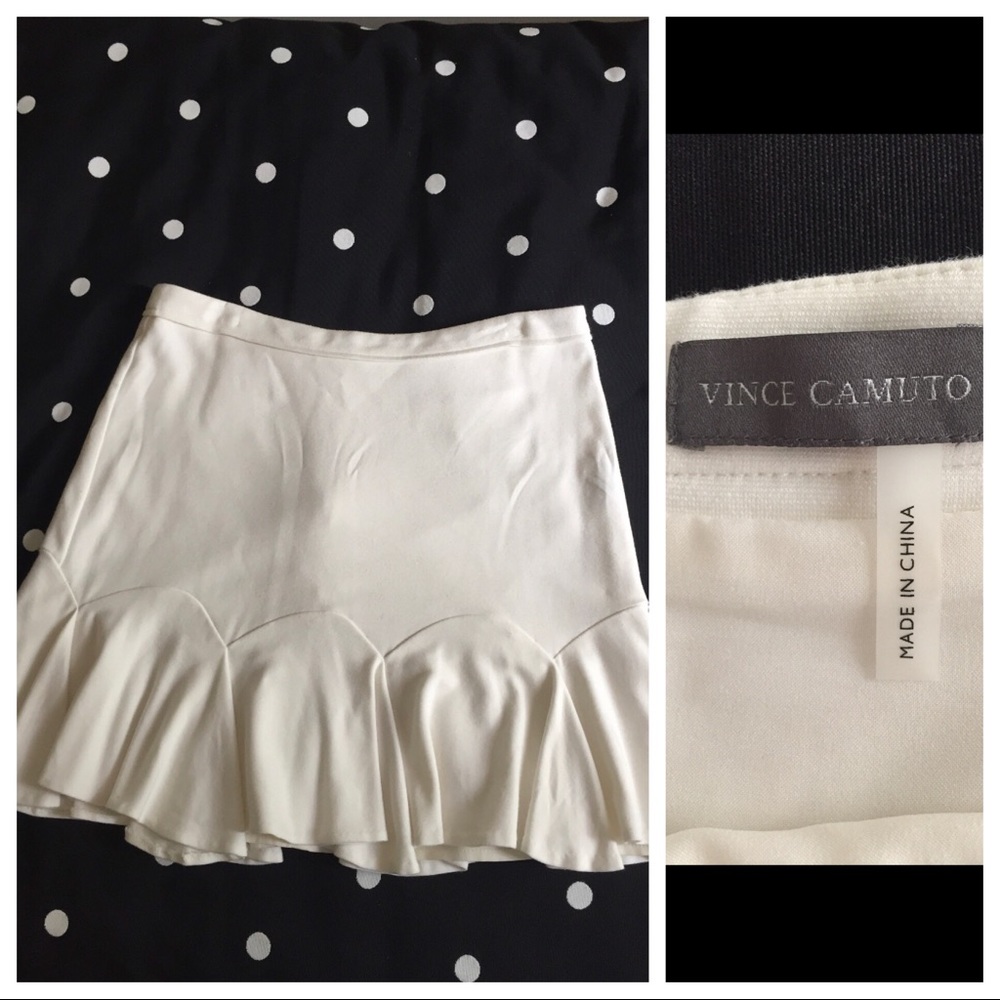 Vince Camuto Pleated White Skirt
